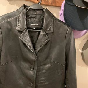 Jones of new york leather jacket